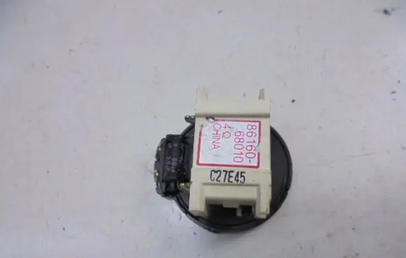 Toyota Prius (NHW20) Audio system kit 86160-68010