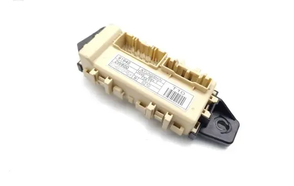 Hyundai Santa Fe Fuse module 91940-2W600