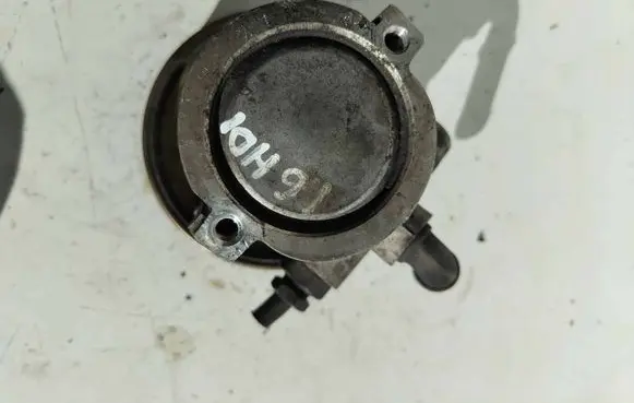 Citroen Xsara Power steering pump 26057304