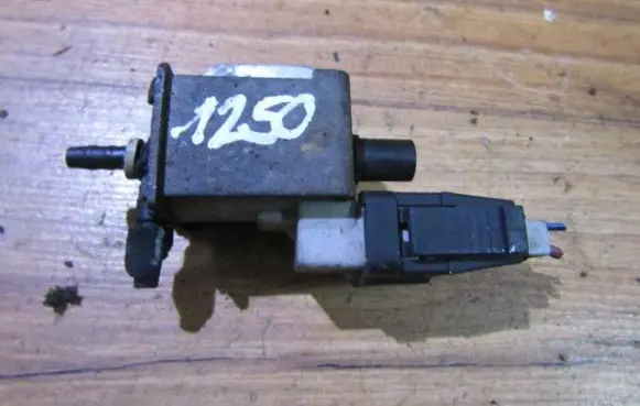 Fiat Punto (188) Turbo solenoid valve 72159302 96t297