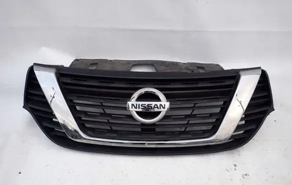 Nissan NV300 Front bumper upper radiator grill