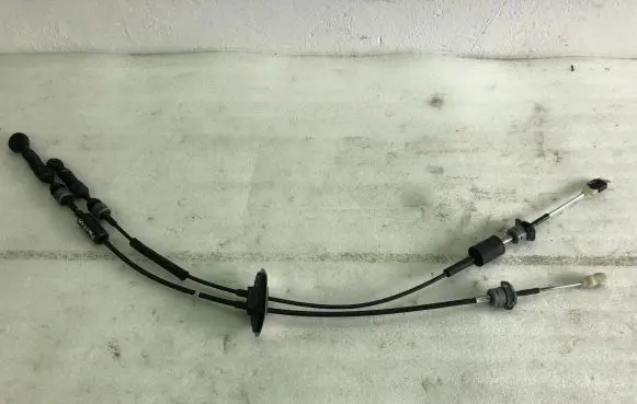 KIA Sportage Gear shift cable linkage