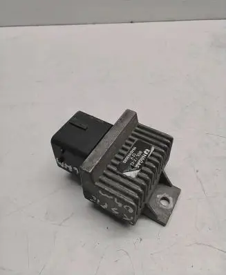 Citroen Xsara Picasso Glow plug pre-heat relay 9640469680
