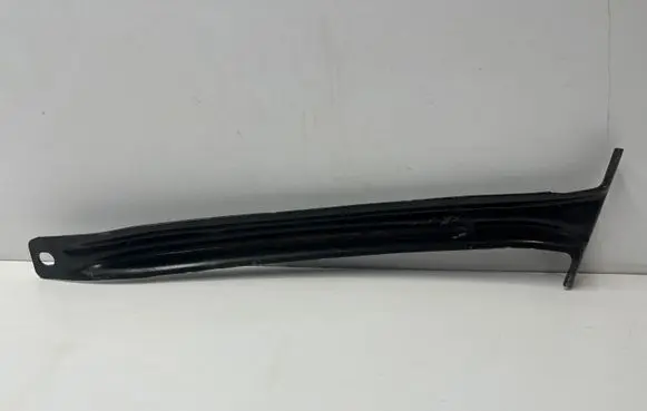 Mercedes-Benz C AMG W205 Other engine bay part A2056280424