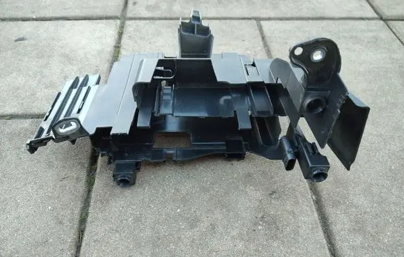 BMW X3 G01 Other engine bay part 8632555