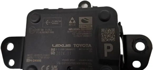 Toyota C-HR I Distronic sensor radar R0611253 2300008552 2308008552