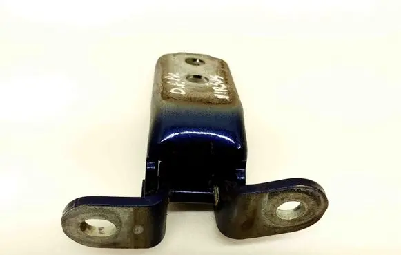 Toyota Auris E180 Front door upper hinge
