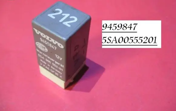Volvo XC70 Seat belt warning relay 9459847 5SA00555201
