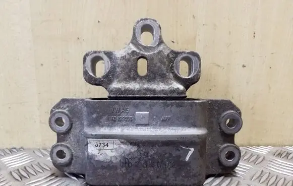 Volkswagen Eos Gearbox mount 1K0199555S
