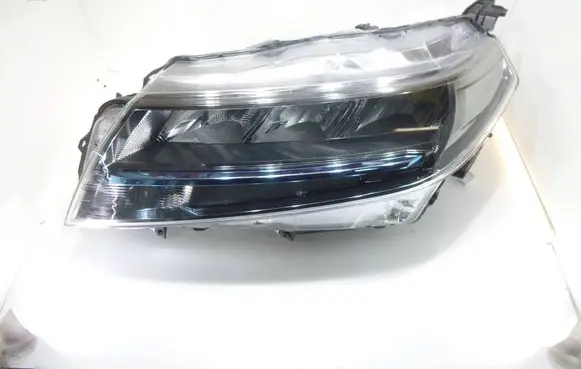 Suzuki Vitara (LY) Headlight/headlamp 1007R016 27102022 ME1335341L