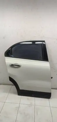 Fiat 500X Rear door