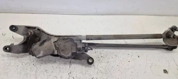 Chrysler Pacifica Front wiper linkage and motor