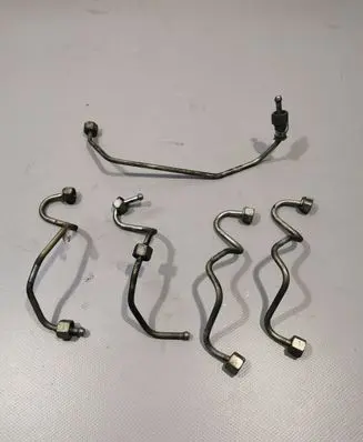 Ford Mondeo MK IV Fuel injector supply line/pipe 