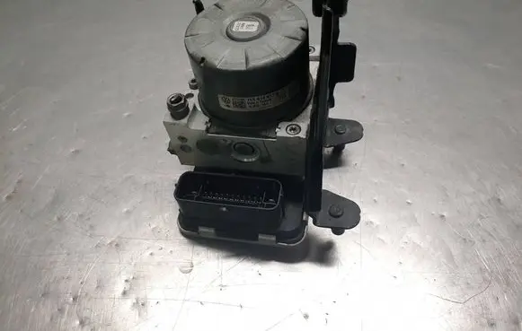 Volkswagen Caddy ABS Pump 7E0907379Q 10091603703 10062532401