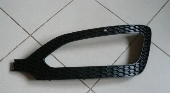 Hyundai Santa Fe Front fog light trim/grill 865632W010