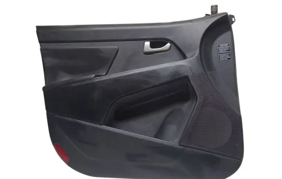 KIA Sportage Front door card panel trim 823103U000
