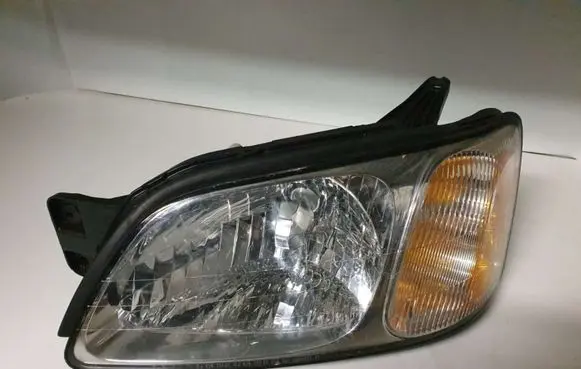 Subaru Legacy Headlight/headlamp 1EJ93570102 93570205