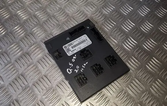 Audi Q5 SQ5 Comfort/convenience module 8K0907063P F005V00851