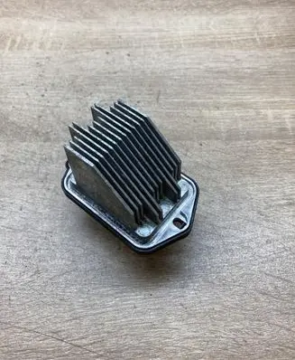 Mazda 6 Heater blower motor/fan resistor PM010010B