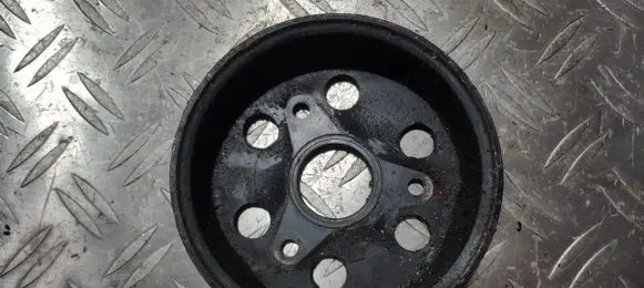 Renault Megane I Power steering pump pulley 7700105710b