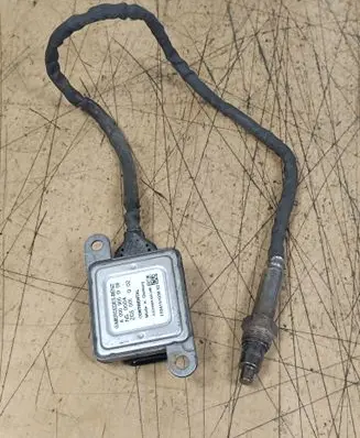 Mercedes-Benz E W213 Lambda probe sensor A0009050108