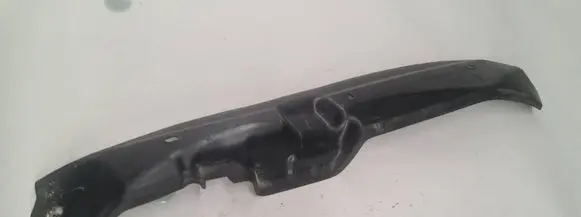 Volvo XC90 Fender end trim 31353953