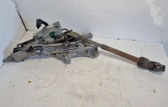 Volvo V70 Steering wheel axle P31340179 T12021801003
