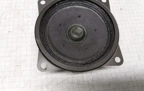 Renault Laguna I Subwoofer speaker 7700813480