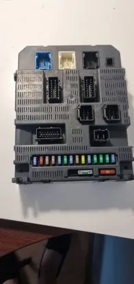 Peugeot 307 Comfort/convenience module 9663798180 196830001080 1047804230807