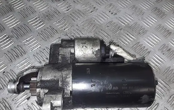 Audi A5 8T 8F Starter motor 059911021c