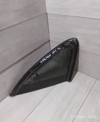 Porsche Macan (95B) Rear side window 95B845297FL