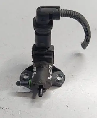Citroen DS4 Turbo solenoid valve 9688124580
