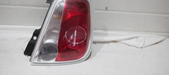 Fiat 500 Rear/tail lights 51885546