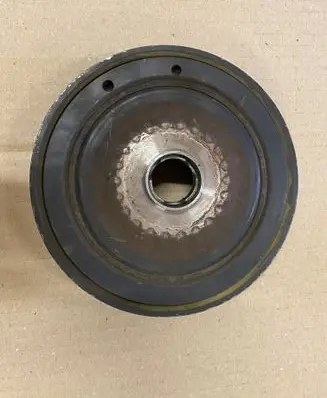 Suzuki Grand Vitara II Crankshaft pulley 3554191