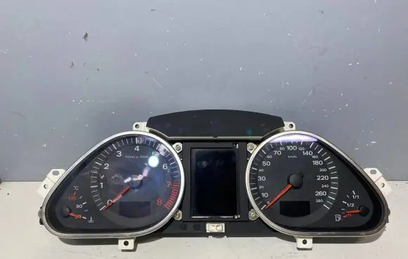 Audi A6 S6 C6 4F Speedometer (instrument cluster) 4F0920900R 4F0910900A 503000731101