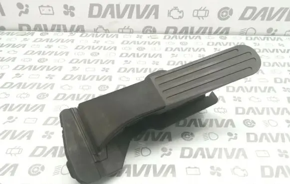 Volkswagen Golf IV Accelerator throttle pedal 1K2723503R 1K2723503RJ 6PV008745