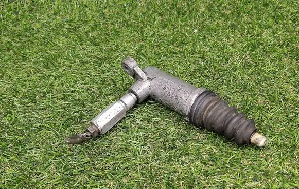 Audi A4 S4 B5 8D Clutch master cylinder 4A0721261