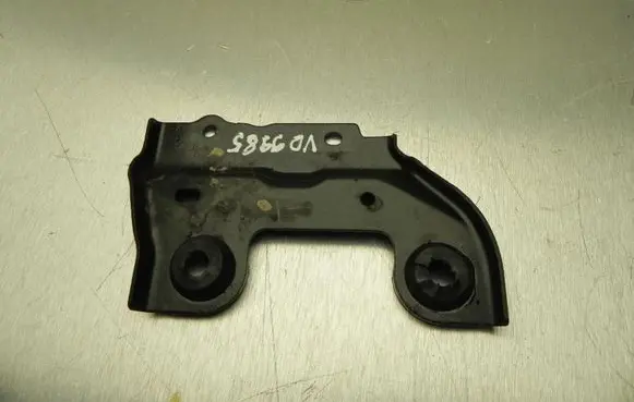 Ford Fiesta Engine mounting bracket 8V5110679BB VD9985