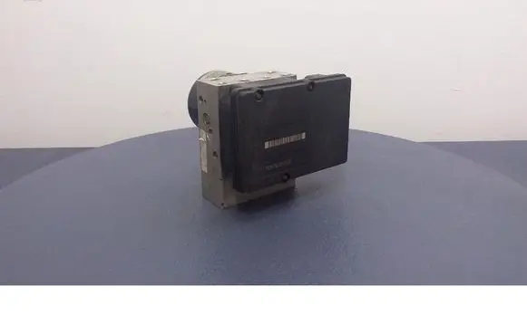 Volvo S60 ABS Pump 30793445