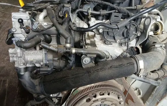 Audi A3 S3 8V Intercooler hose/pipe 04L145828D