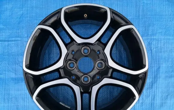 Smart ForTwo III C453 R15 alloy rim 403008630R A4534018600