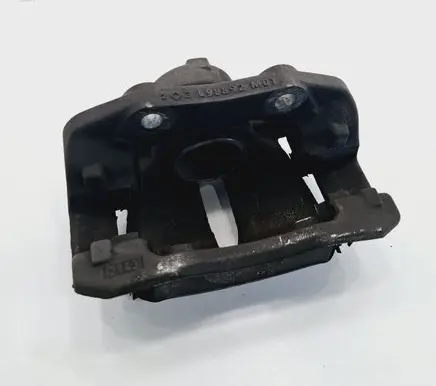 Peugeot 2008 II Front brake caliper 9849001880