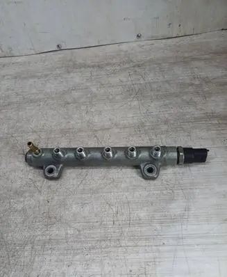 Renault Laguna II Fuel main line pipe 0445214042 004975 8200148037