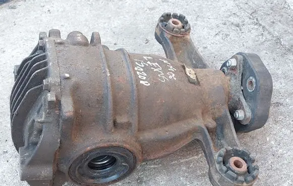 Lexus IS 220D-250-350 Rear differential 32H