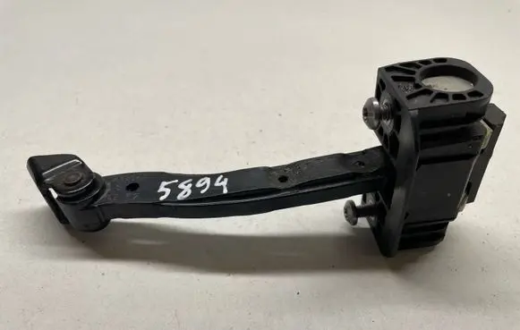 BMW 6 F12 F13 Front door check strap stopper 51217198947 7198947