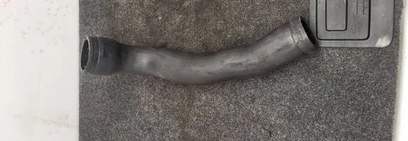 Citroen C4 I Intercooler hose/pipe