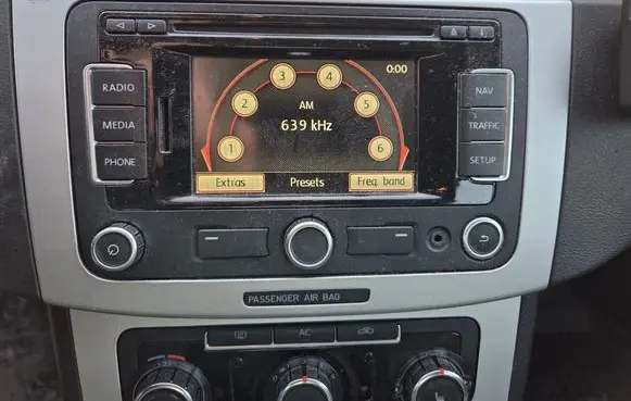 Volkswagen PASSAT CC Radio/GPS head unit trim 3C0035270