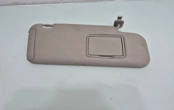 Mazda CX-7 Sun visor