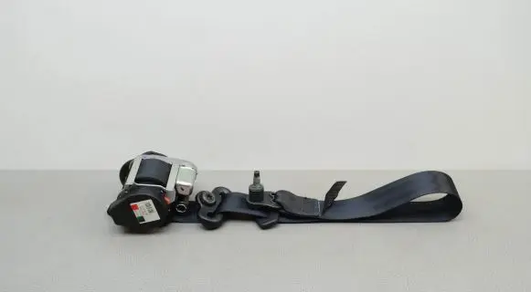 Ford Kuga II Front seatbelt CV4461295AD3JA6