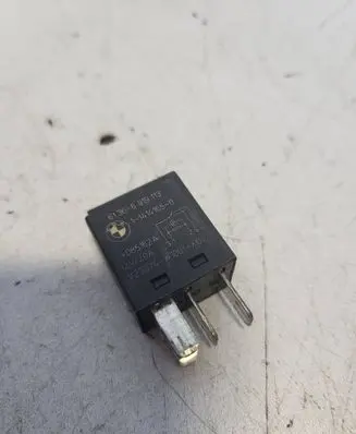 BMW 5 E39 Other relay 6919113